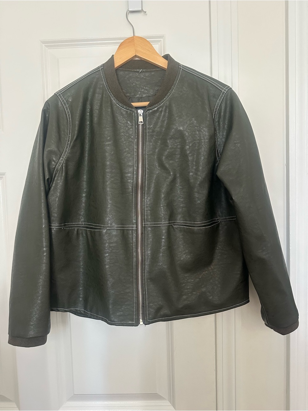Dark Green Women's Zip-Front Vegan Leather Bomber Jacket